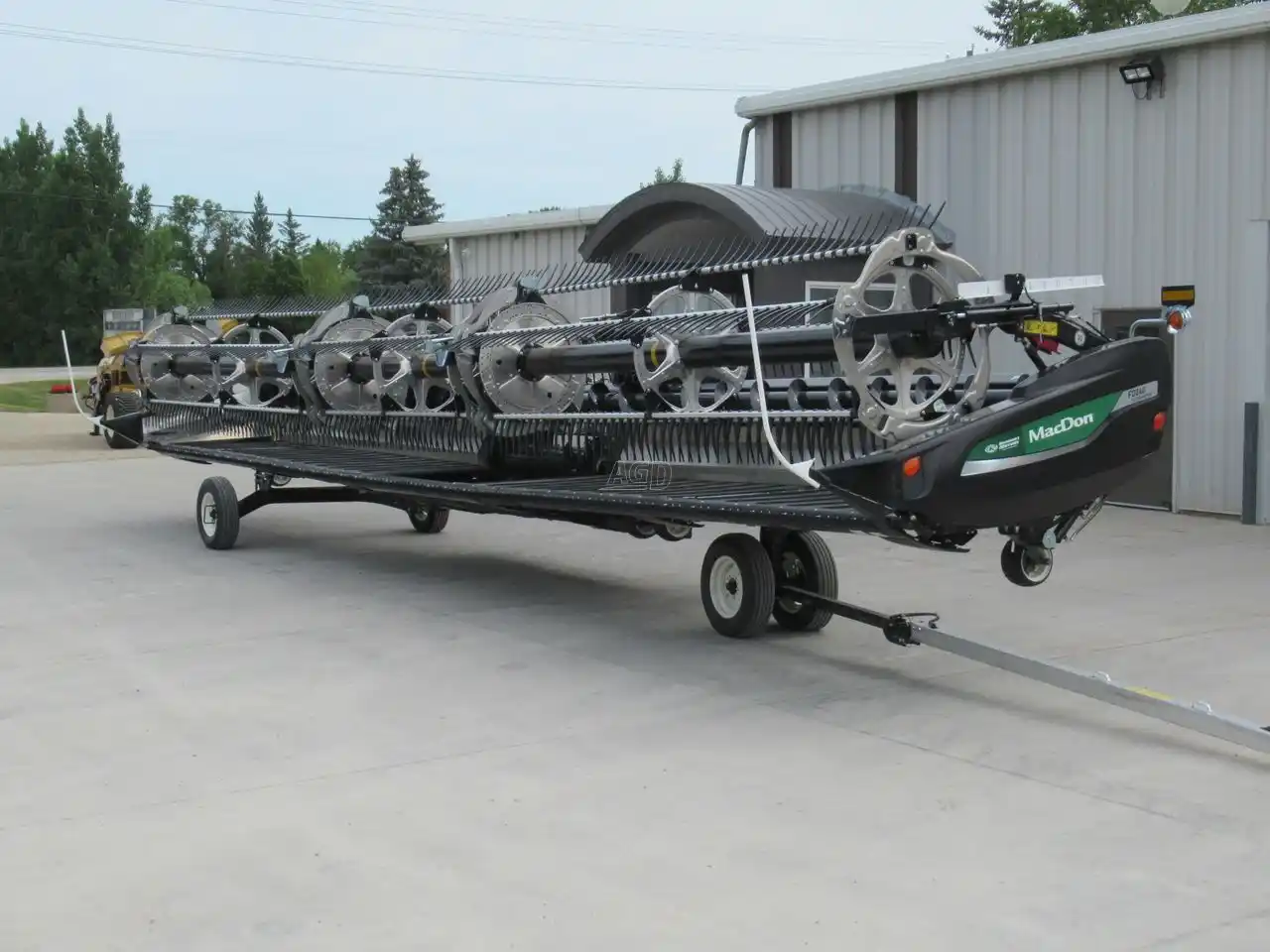 Gallery image 1 for New 2025 MacDon FD240 Header - Flex