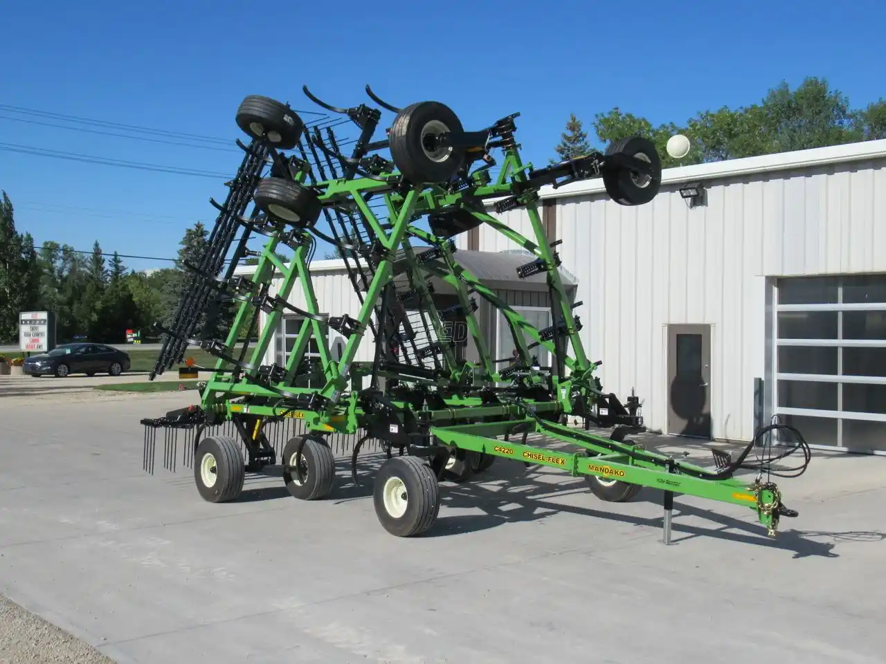 Gallery image 1 for New 2026 Mandako C4220 CHISEL FLEX Chisel Plow