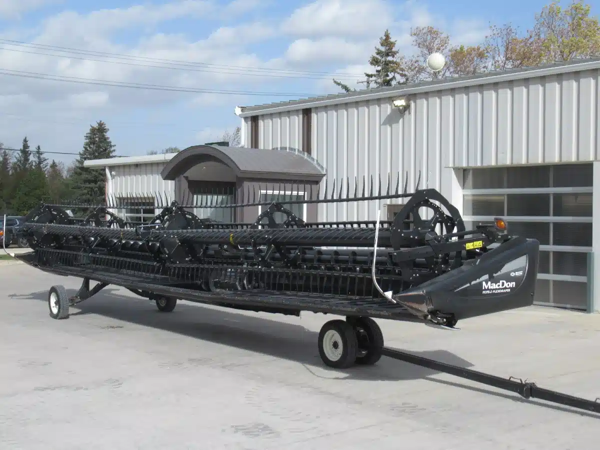 Gallery image 1 for Used 2013 MacDon FD75 Header - Flex Draper