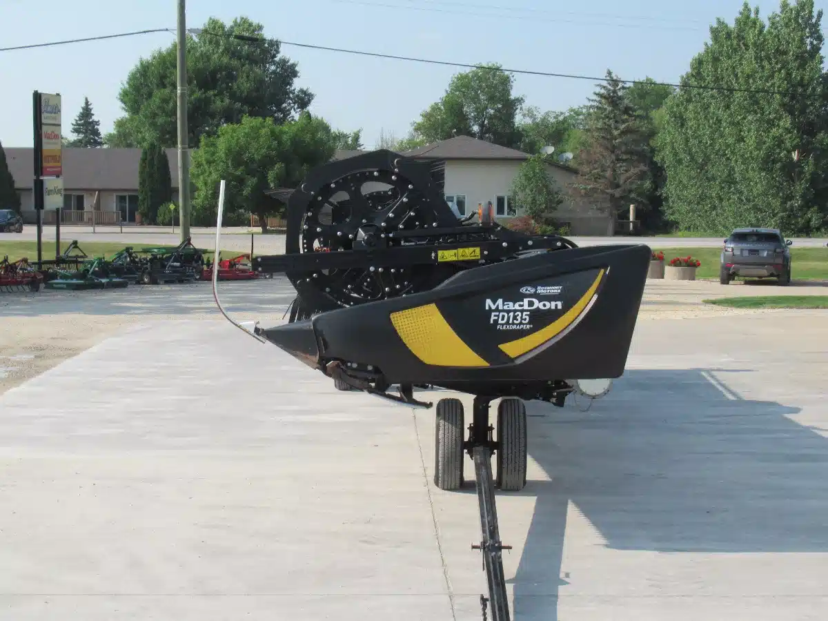 Gallery image 2 for Used 2018 MacDon FD135 Header - Flex Draper