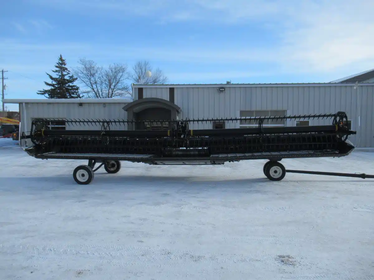 Gallery image 2 for Used 2017 MacDon FD75 Header - Flex Draper