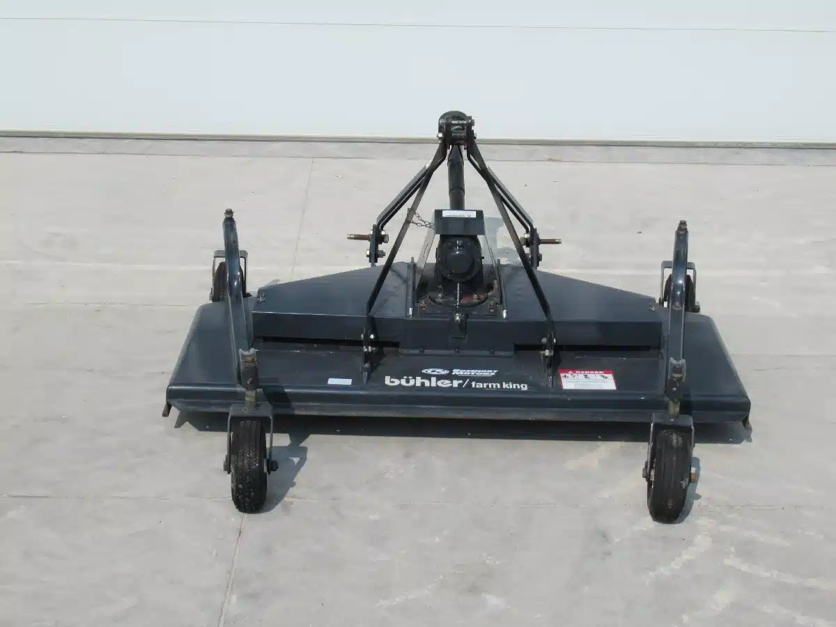 Gallery image 2 for 2004 Farm King Y650R Mower - Finishing