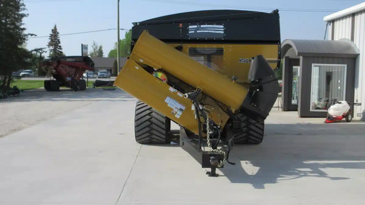 Gallery image 2 for New 2026 Elmers Mfg HAULMASTER 1300 Grain Cart