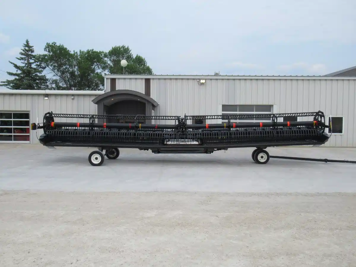 Gallery image 2 for Used 2018 MacDon FD140 Header - Flex Draper