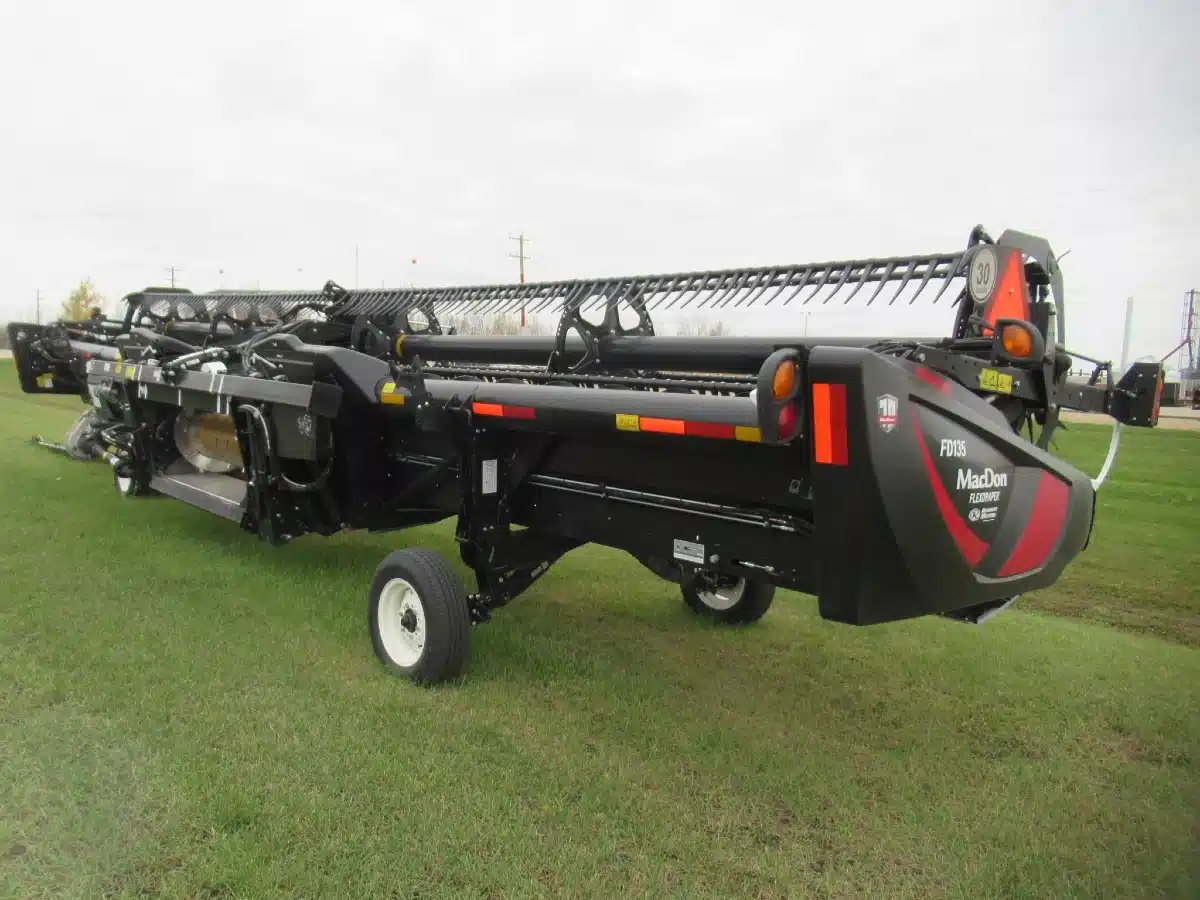 Gallery image 1 for 2019 MacDon FD135 Flex Draper Header