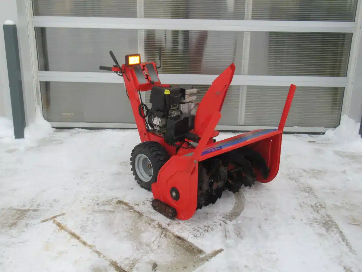Gallery image 2 for Used 2006 Simplicity Sno-Away 1390 Dual Stage Walk Behind Snow Blower Snow Blower
