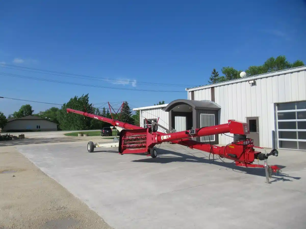 Photo de la Galerie 1 pour 2024 Farm King Y1385 TMMR Vis à grain