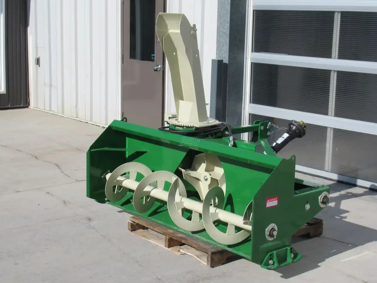 Gallery image 2 for New 2024 Farm King Allied 7420 Snow Blower