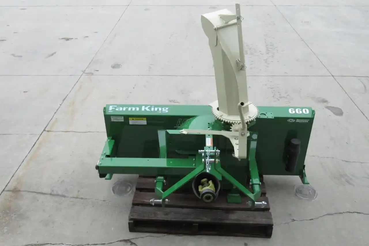Gallery image 2 for 2023 Farm King 660 Snow Blower