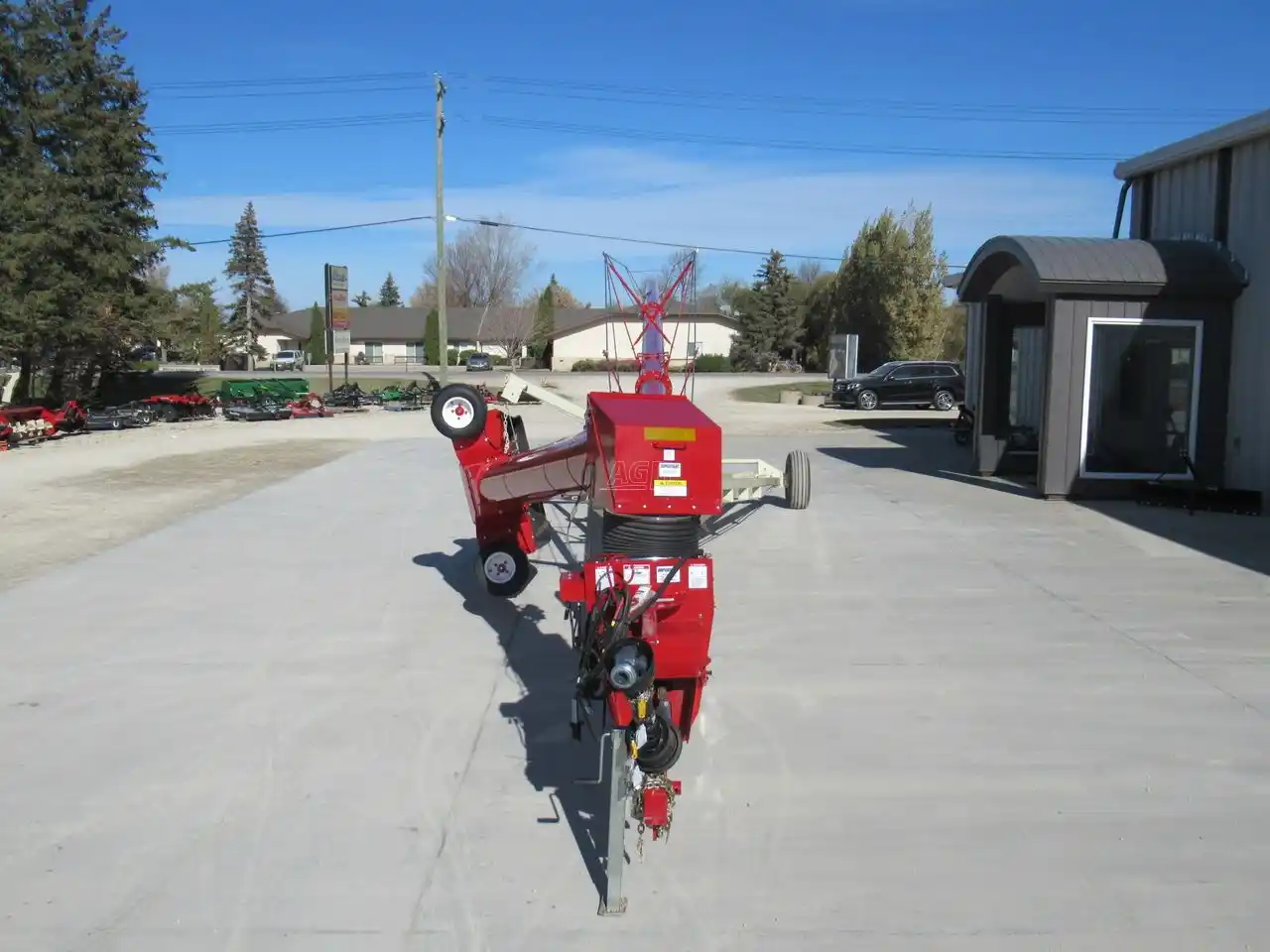 Gallery image 2 for New 2024 Farm King Y1385 TMMR Grain Auger