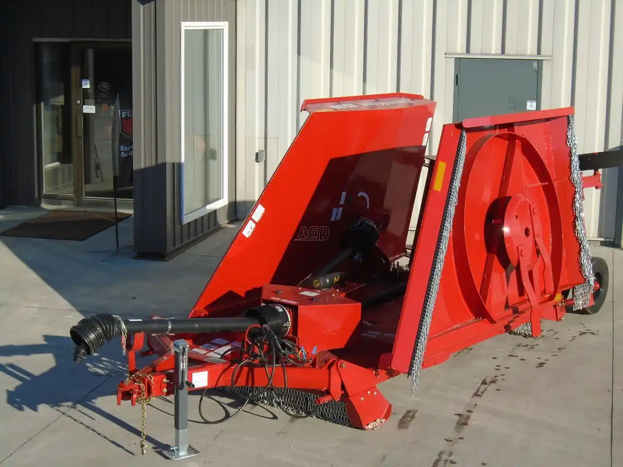 Gallery image 1 for New 2024 Farm King Y1531 Rotary Cutter