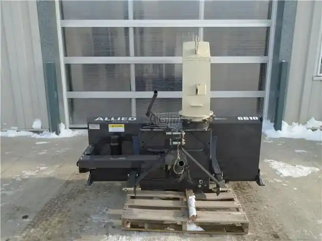 Gallery image 2 for New 2023 Farm King 660 Snow Blower