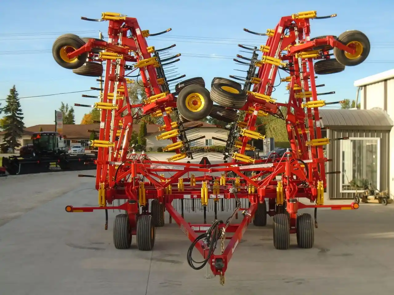 Gallery image 2 for New 2025 Bourgault 9500 Chisel Plow