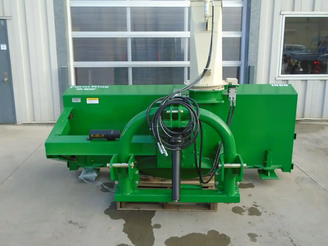 Gallery image 2 for New 2024 Farm King 1080 Snow Blower