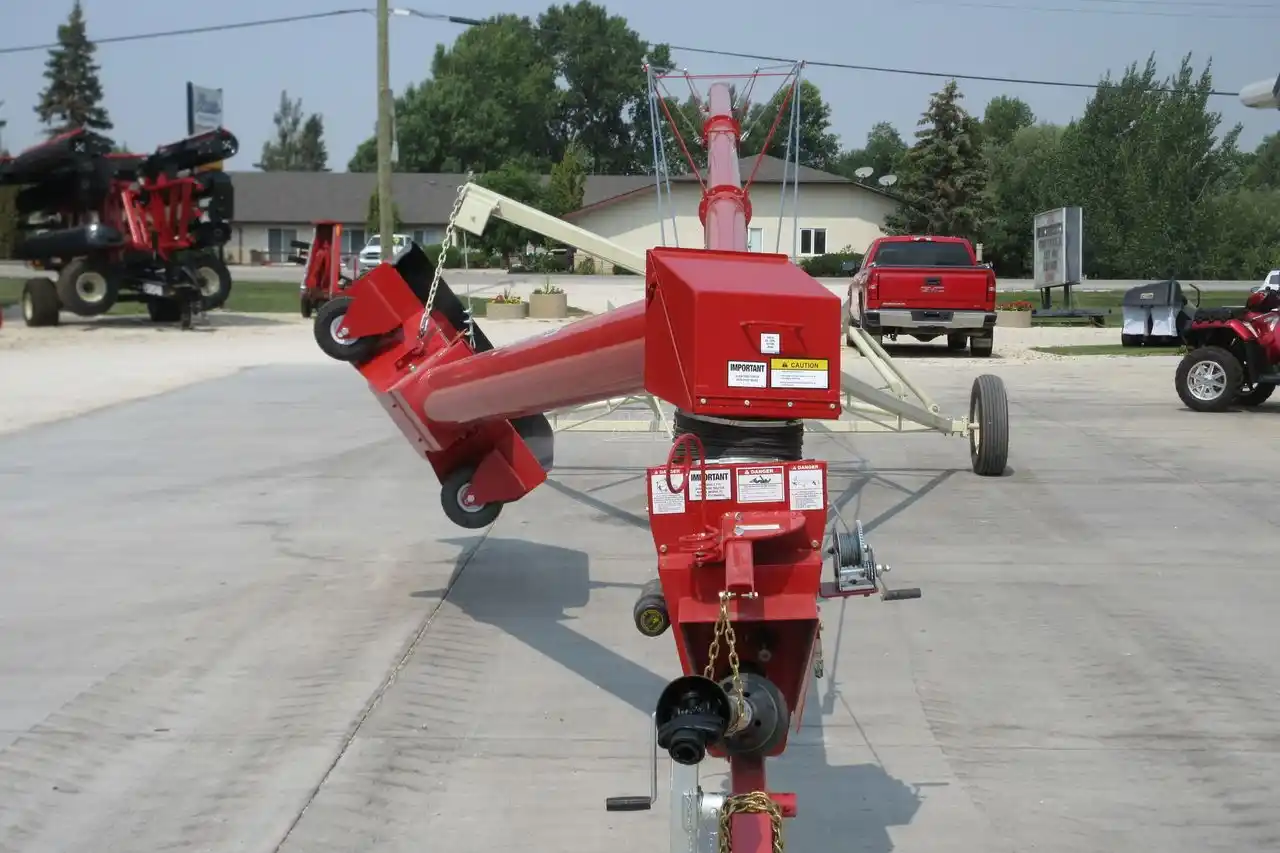 Gallery image 2 for New 2025 Farm King 1070 Grain Auger