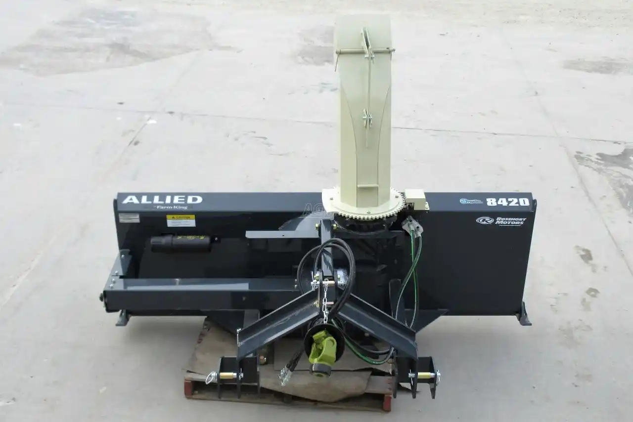Gallery image 2 for New 2024 Farm King 840 Snow Blower