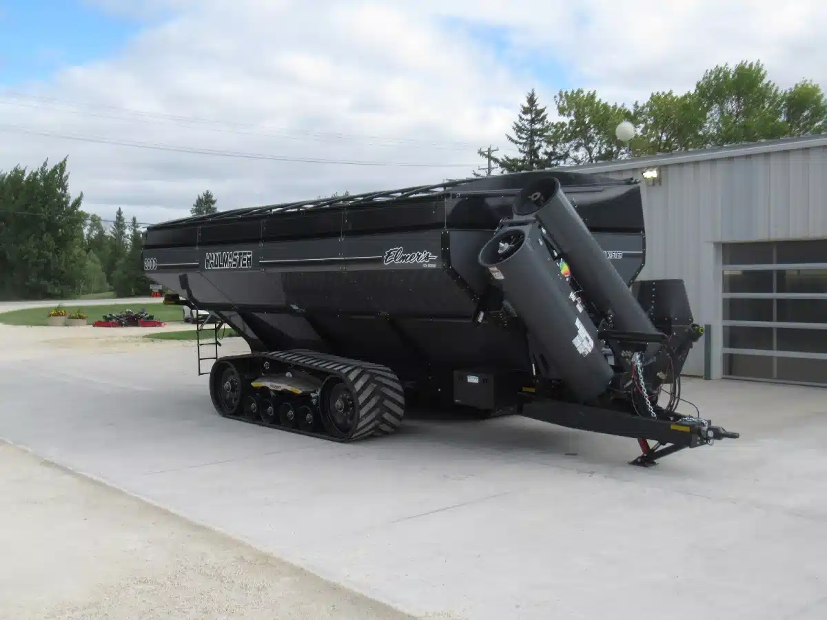Photo de la Galerie 1 pour 2026 Elmers Mfg HAULMASTER 2000 Chariot à Grain