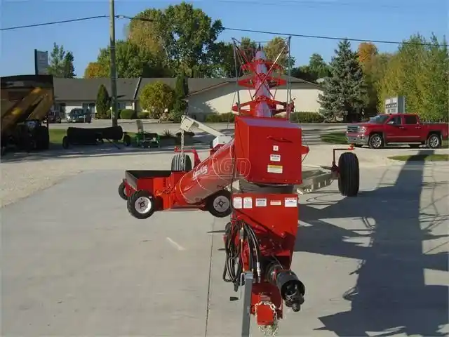 Gallery image 2 for New 2025 Farm King 16104 Grain Auger