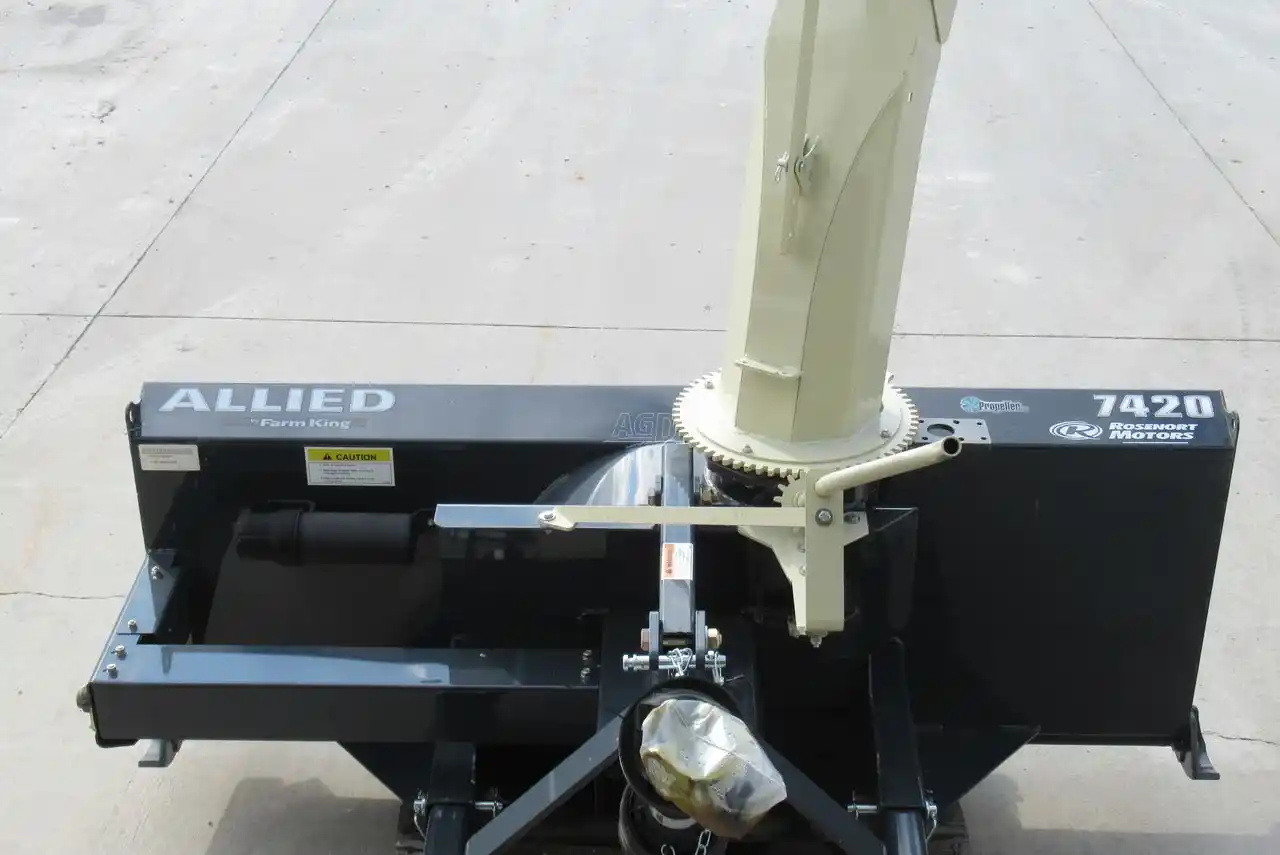 Gallery image 2 for New 2024 Farm King 740 Snow Blower