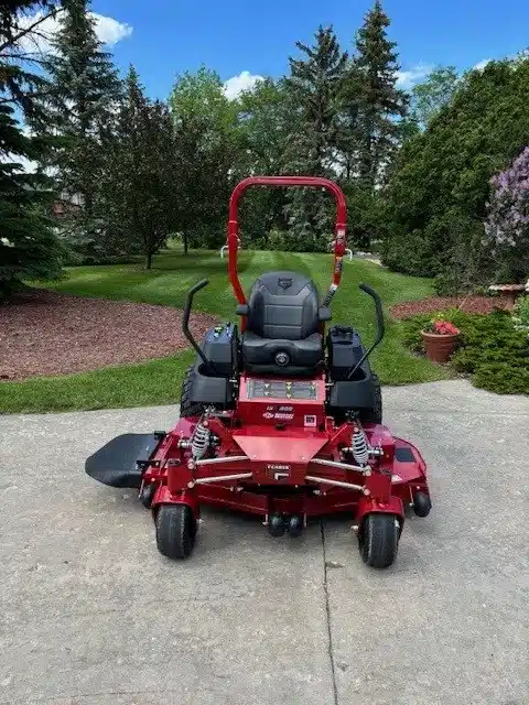 Gallery image 2 for New 2025 Ferris ISX800 Mower - Zero Turn