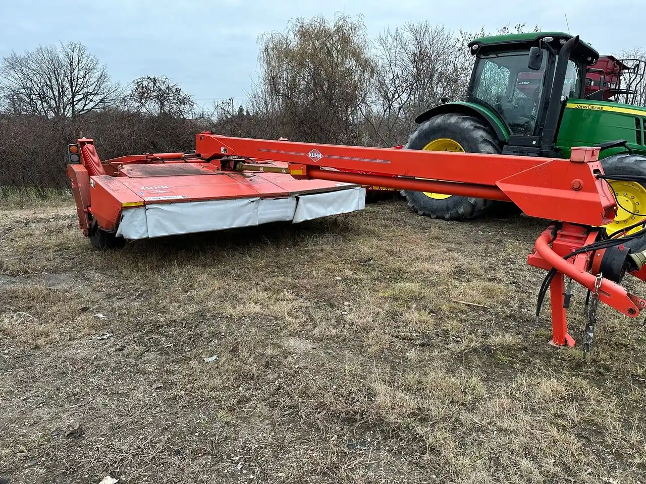 Gallery image 2 for Used Kuhn FC 4000 RG Disc Mower Conditioner