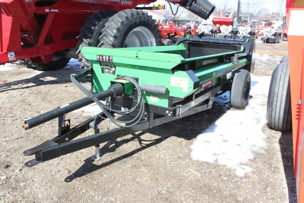 Gallery image 2 for 2021 Wallenstein MX130P Manure Spreader