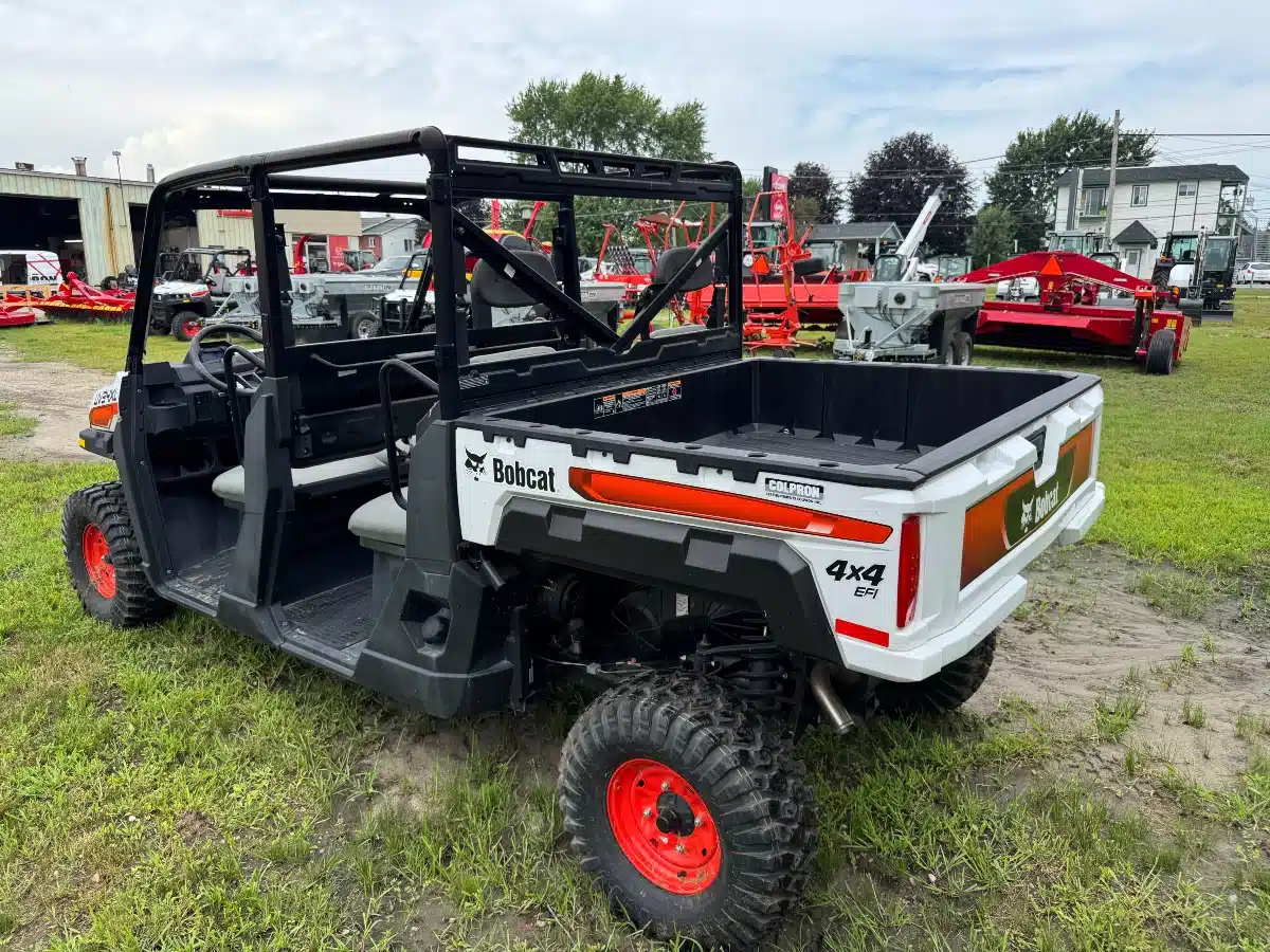 Gallery image 2 for 2024 Bobcat UV34XL ATV