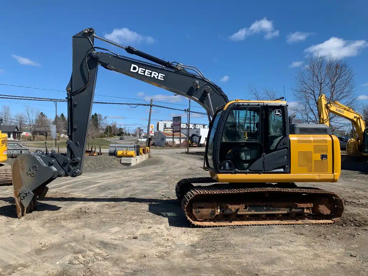 Gallery image 2 for Used 2017 John Deere 130G Excavator