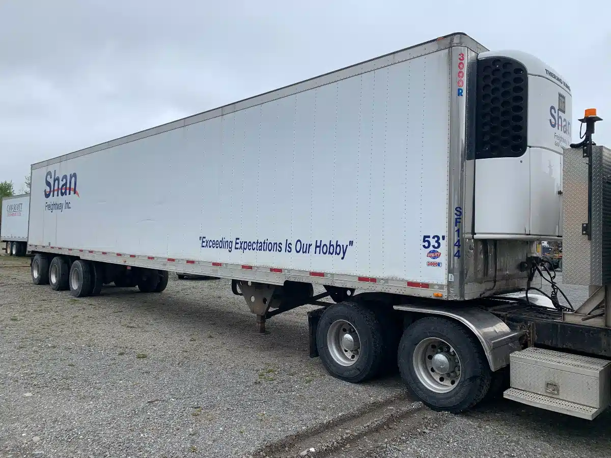 Gallery image 2 for Used 2008 Utility 3000R Trailer - Feed