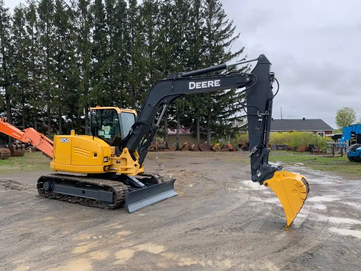 Gallery image 1 for Used 2012 John Deere 85D Excavator