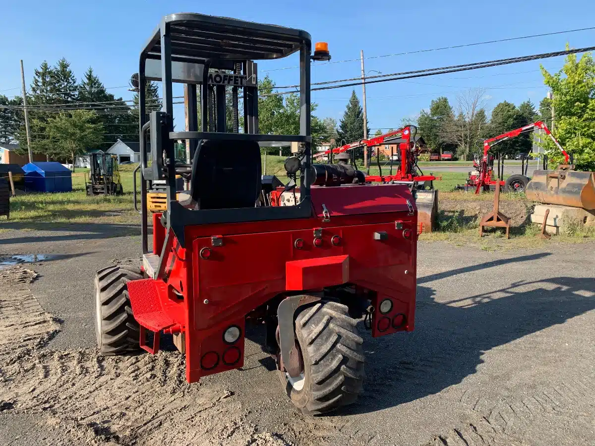 Gallery image 2 for Used 2001 Moffett M5500 Forklift