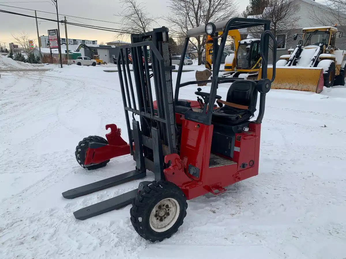 Gallery image 2 for 2009 Moffett M4 32.3 Forklift