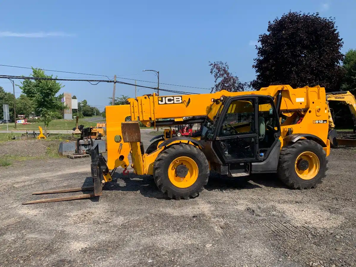 Gallery image 1 for 2016 JCB 512-56 TeleHandler