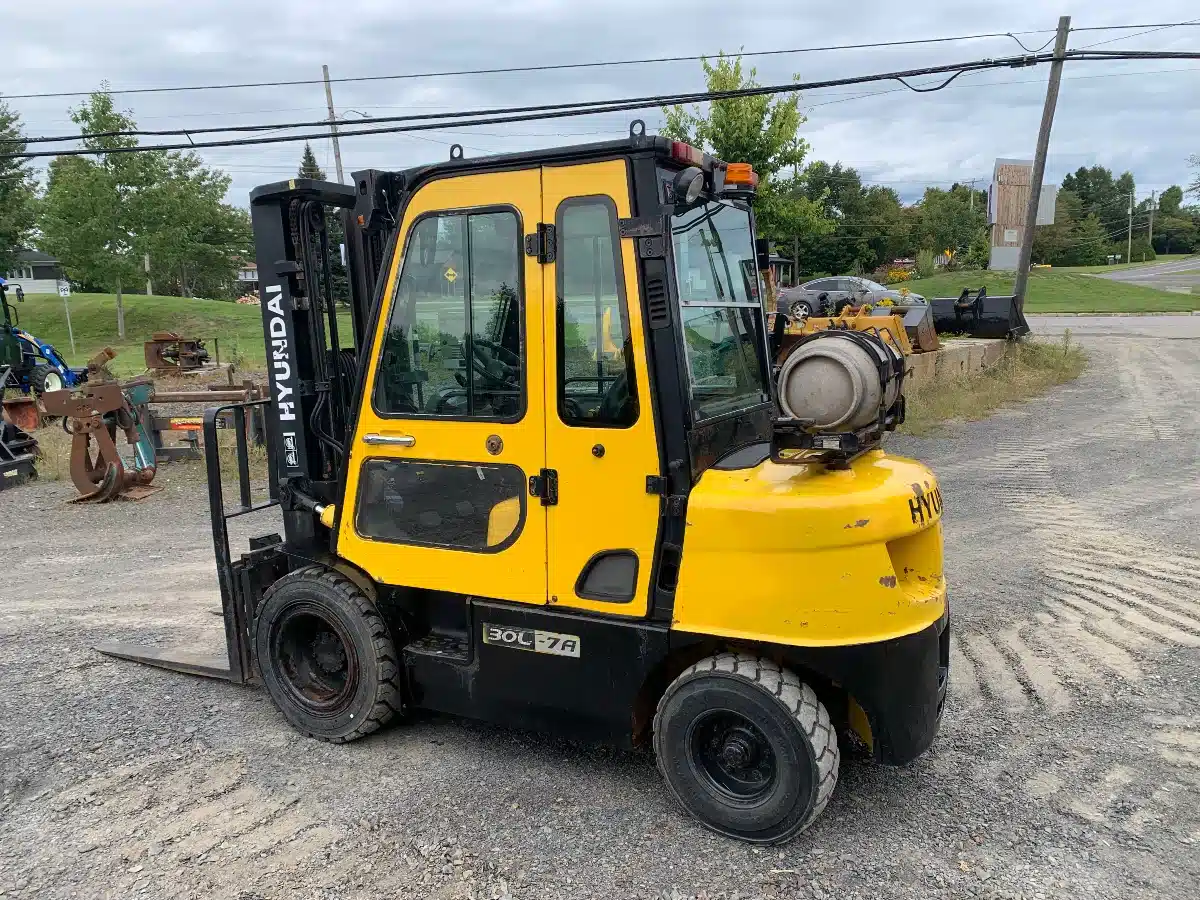 Gallery image 2 for 2012 Hyundai Ind 30L-7A Forklift