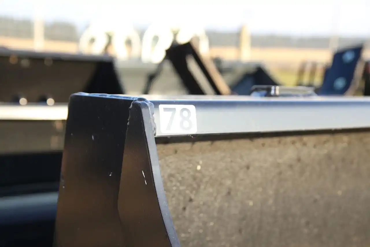 Gallery image 2 for New 2024 HLA MB78 Bucket