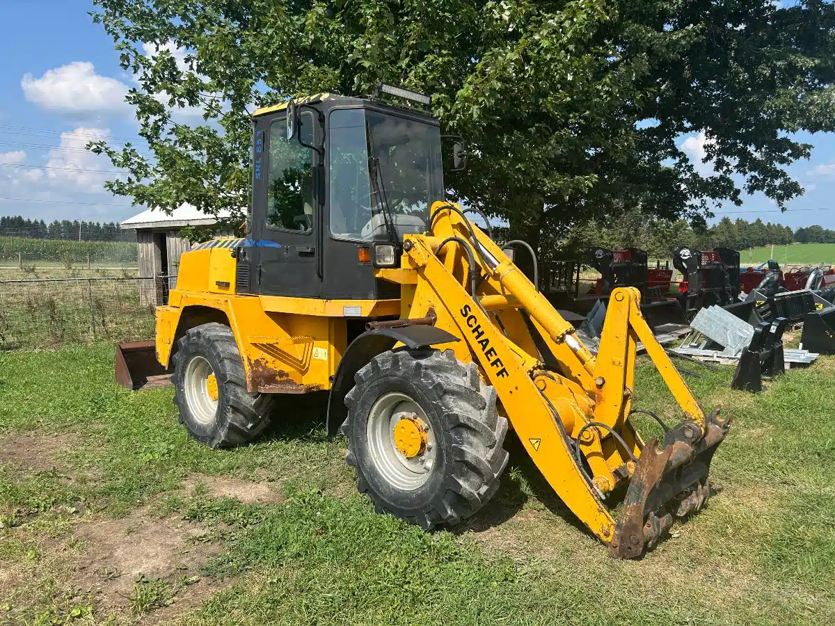 Gallery image 2 for Used Schaeff SKL 853 Wheel Loader