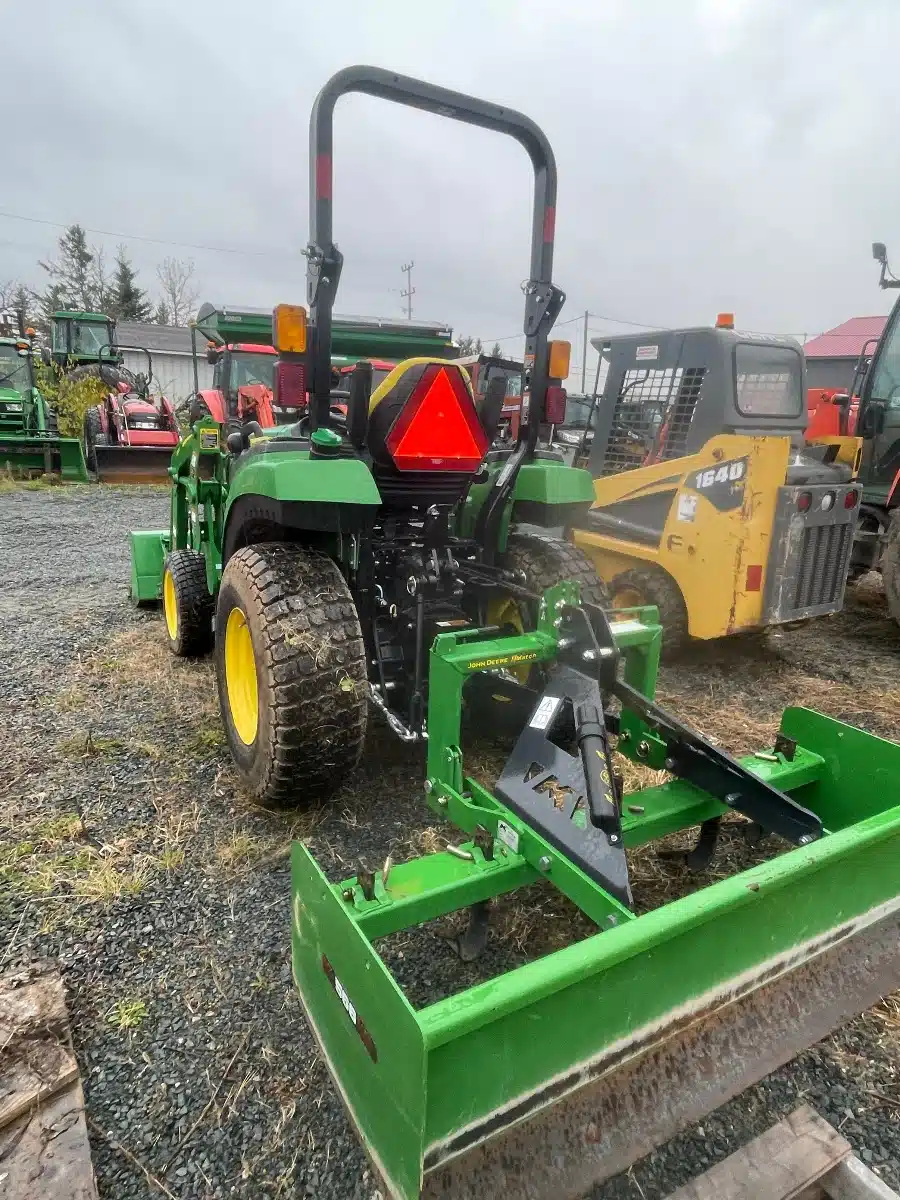 Gallery image 2 for Used 2021 John Deere 2032R Tractor