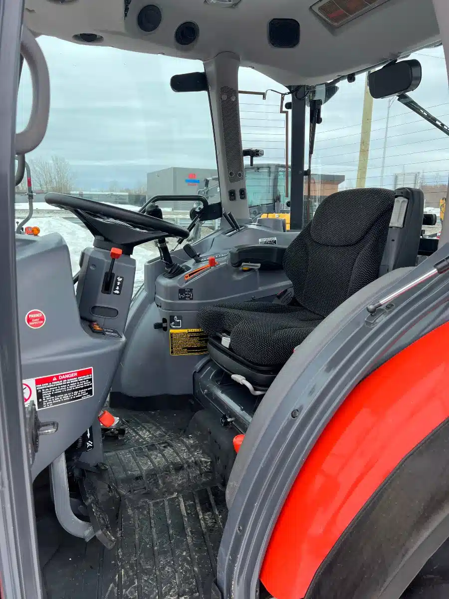 Gallery image 2 for Used 2018 Kubota L6060 Tractor