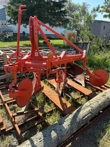 Gallery image 2 for 0000 Kverneland 3 FURROWS Plow