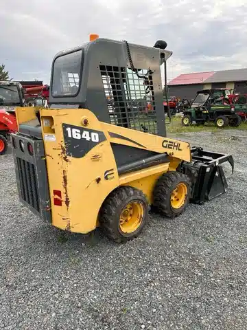 Gallery image 1 for Used 2012 Gehl 1640 Skid Steer