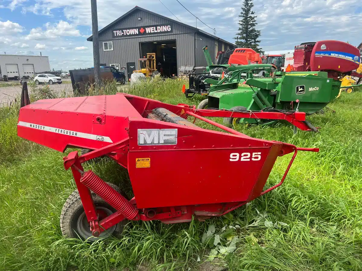 Image pour Usagé 2015 Massey 925 Faucheuse-conditionneuse