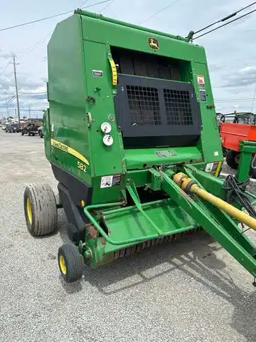 Gallery image 2 for Used 2008 John Deere 582SS Round Baler