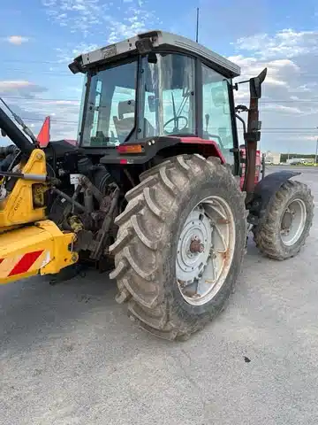 Gallery image 2 for Used 1998 Massey Ferguson 6180 Tractor