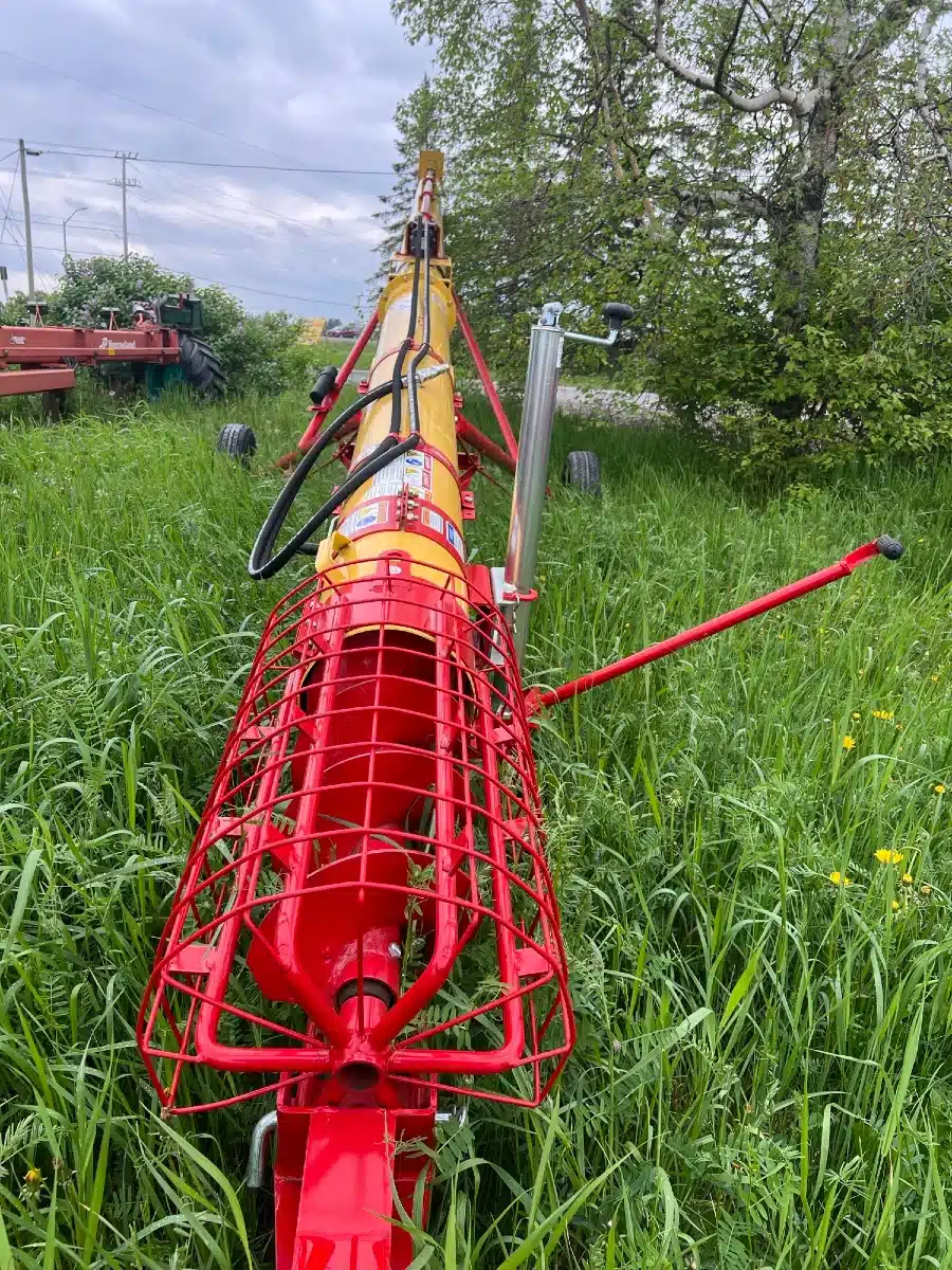 Gallery image 2 for 2024 Westfield WRX 10-36 Auger