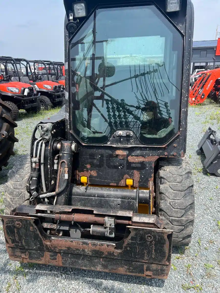 Gallery image 2 for Used 2014 JCB 155 Skid Steer