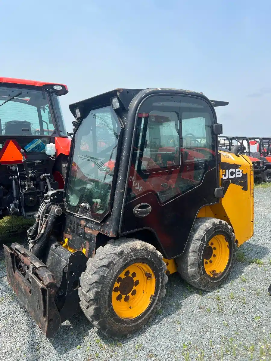 Gallery image 1 for Used 2014 JCB 155 Skid Steer