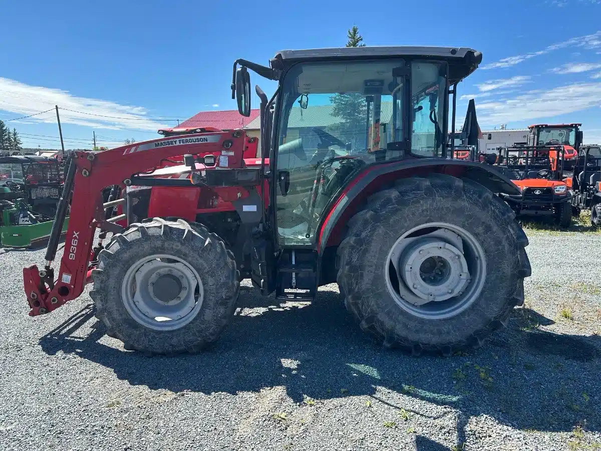 Gallery image 2 for Used 2018 Massey Ferguson 4710 Tractor