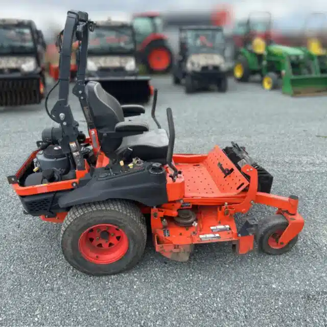 Gallery image 2 for 2020 Kubota Z724XKW-2-54 Mower - Zero Turn