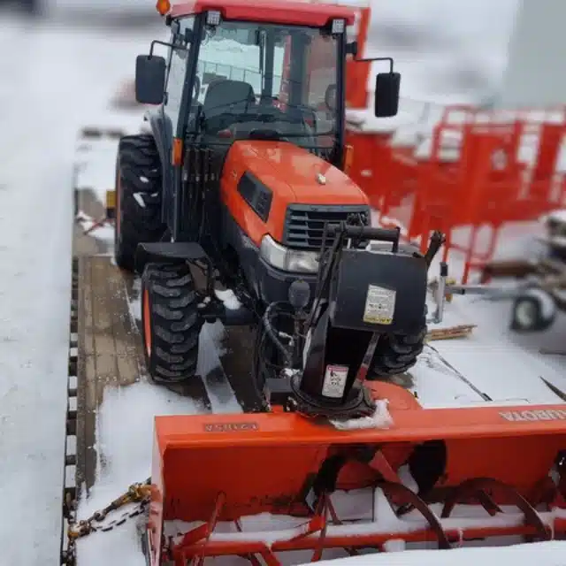 Gallery image 2 for 2005 Kubota L5030 Tractor