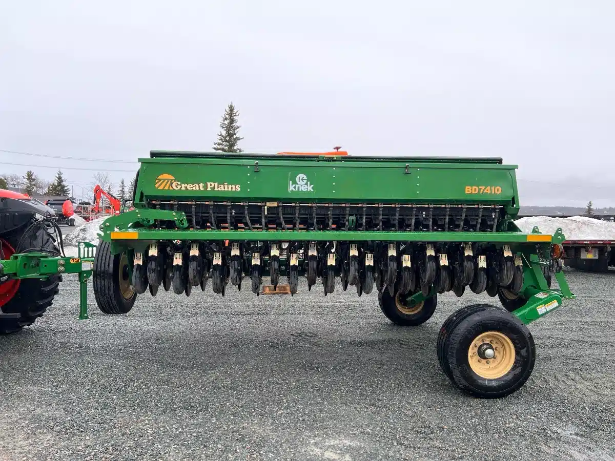 Gallery image 2 for 2025 Great Plains BD7410 Seeder